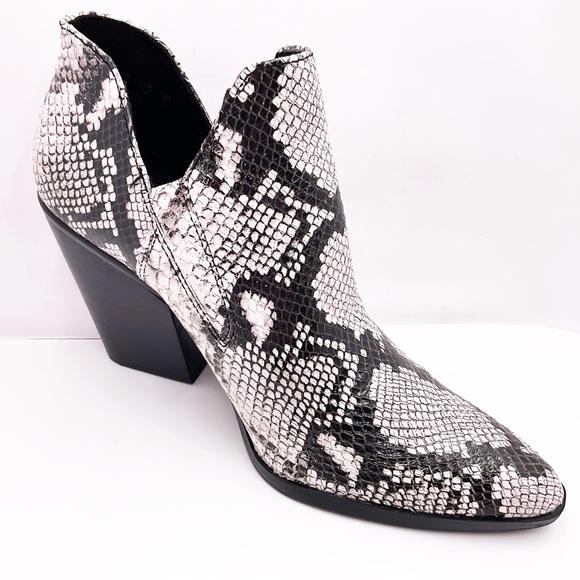 {Naturalizer} Rosetta Snakeskin Embossed Pointed Toe Block Heel Boot - Picture 14 of 16